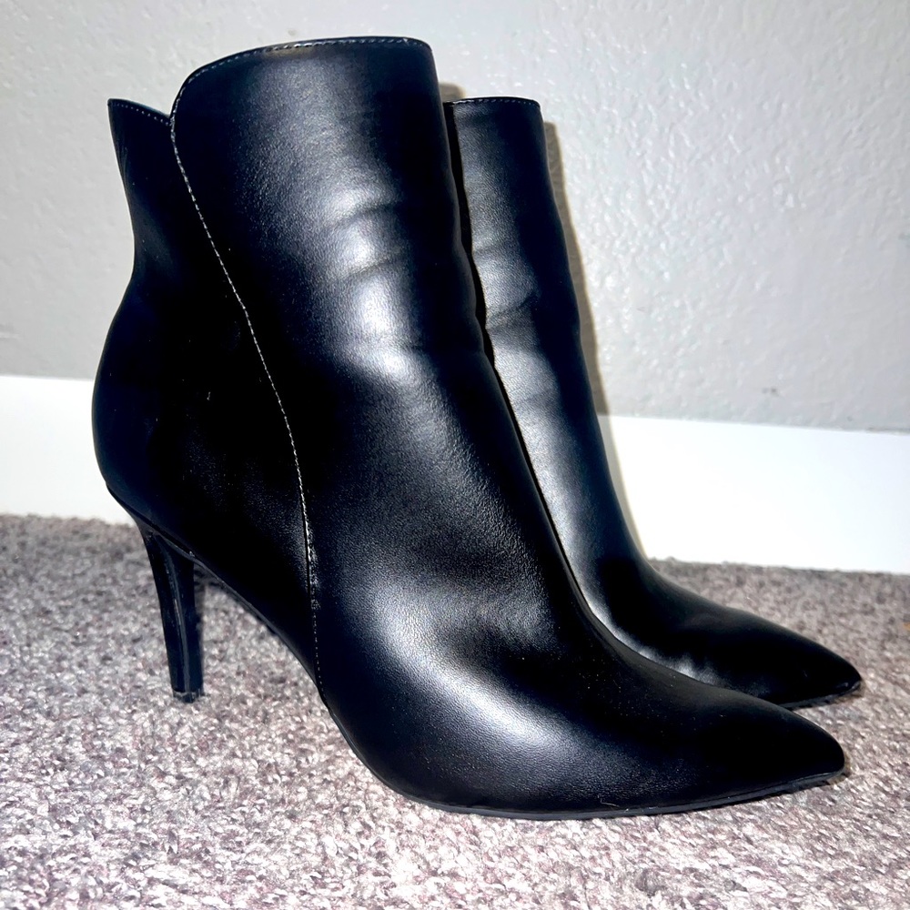 Nine West black heels